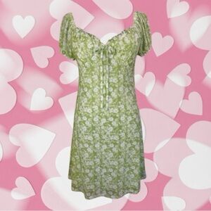 Almost Famous Green & White Floral Bow Detail Short Sleeve Mini Dress Size M